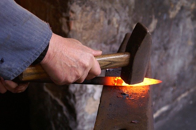 What is kiln furniture?